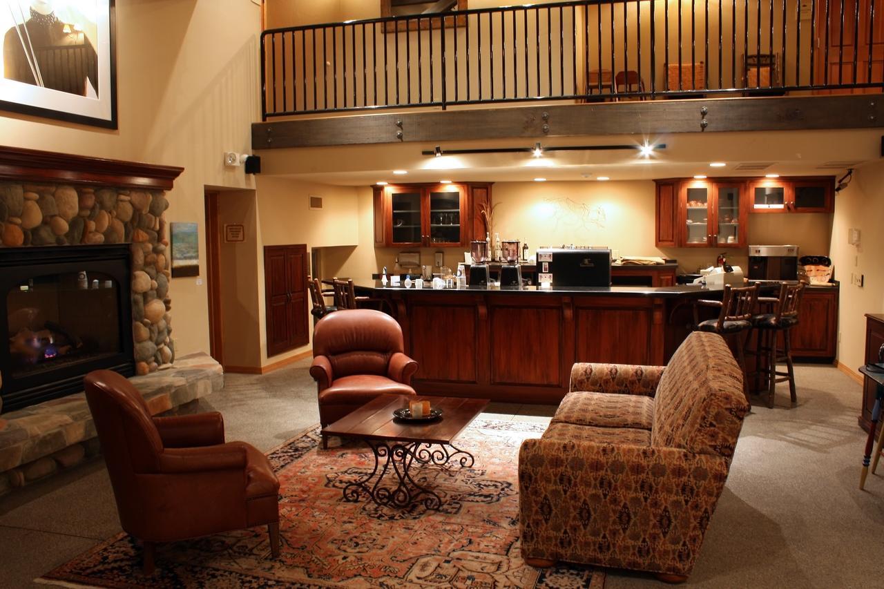 Mountain Lake Lodge Woods Bay 외부 사진